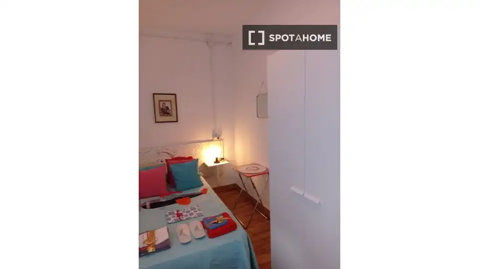 Bedroom of Apartments for share in Jaén  with Air Conditioner, Heating and Terrace