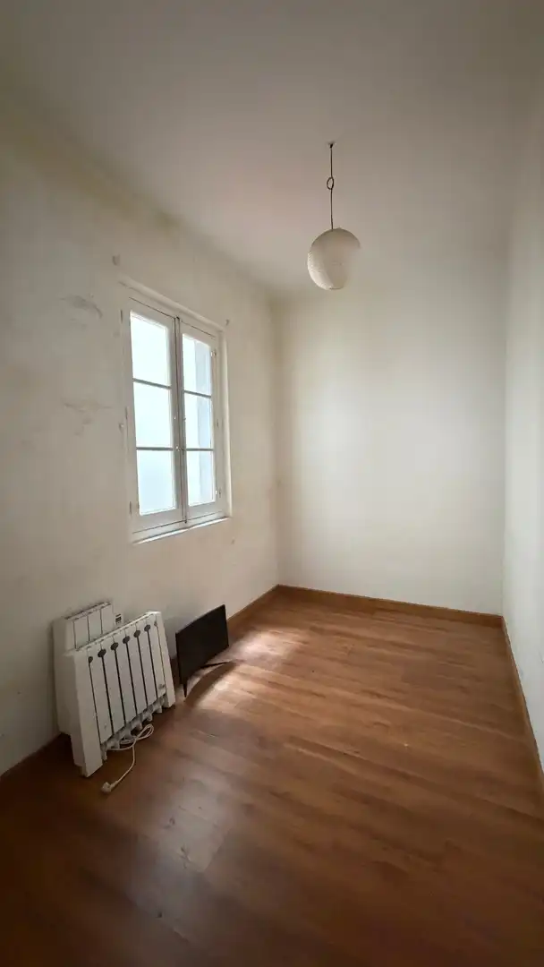 Habitación de Piso de alquiler en Gijón  con Balcón