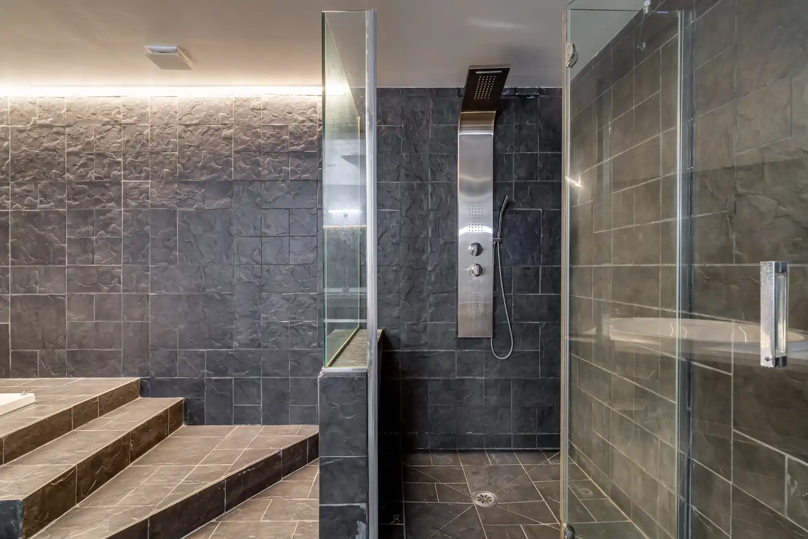 Bathroom of Flat for sale in Sitges  with Heating, Terrace and Storage room