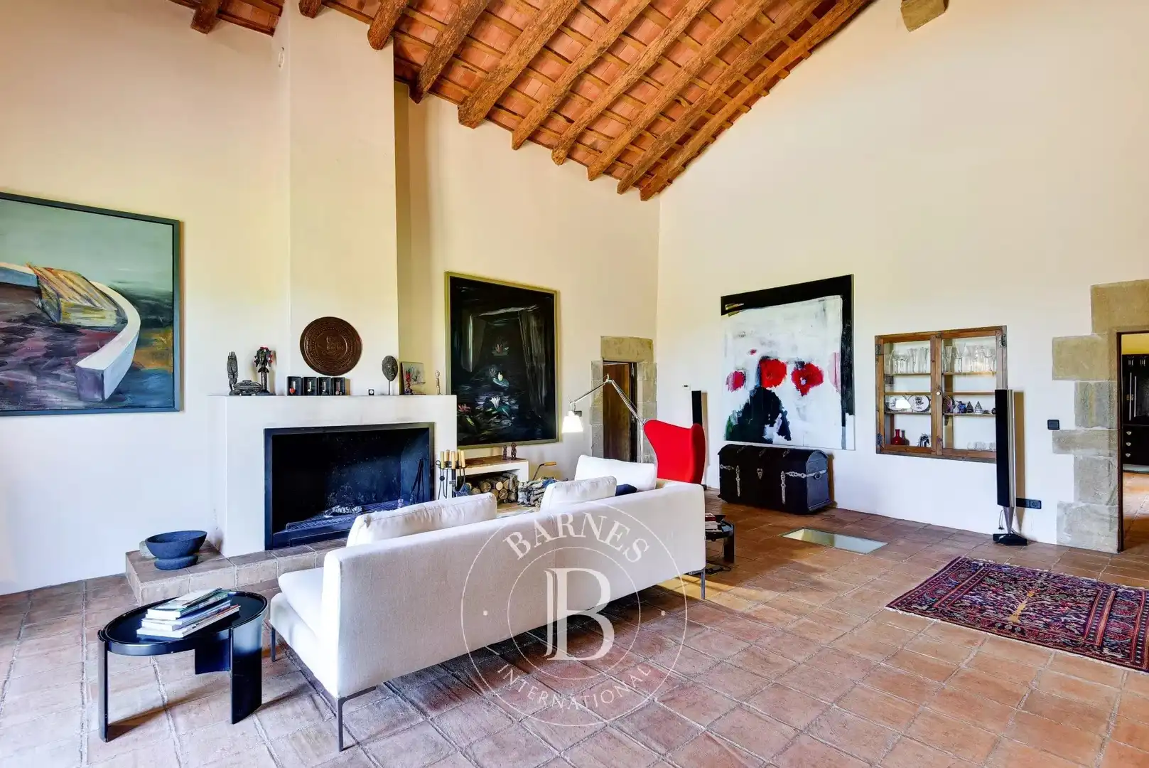Sala d'estar de Finca rústica en venda en La Bisbal d'Empordà amb Aire condicionat, Calefacció i Jardí privat