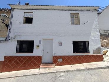 Country house for sale in Calle TRINIDAD