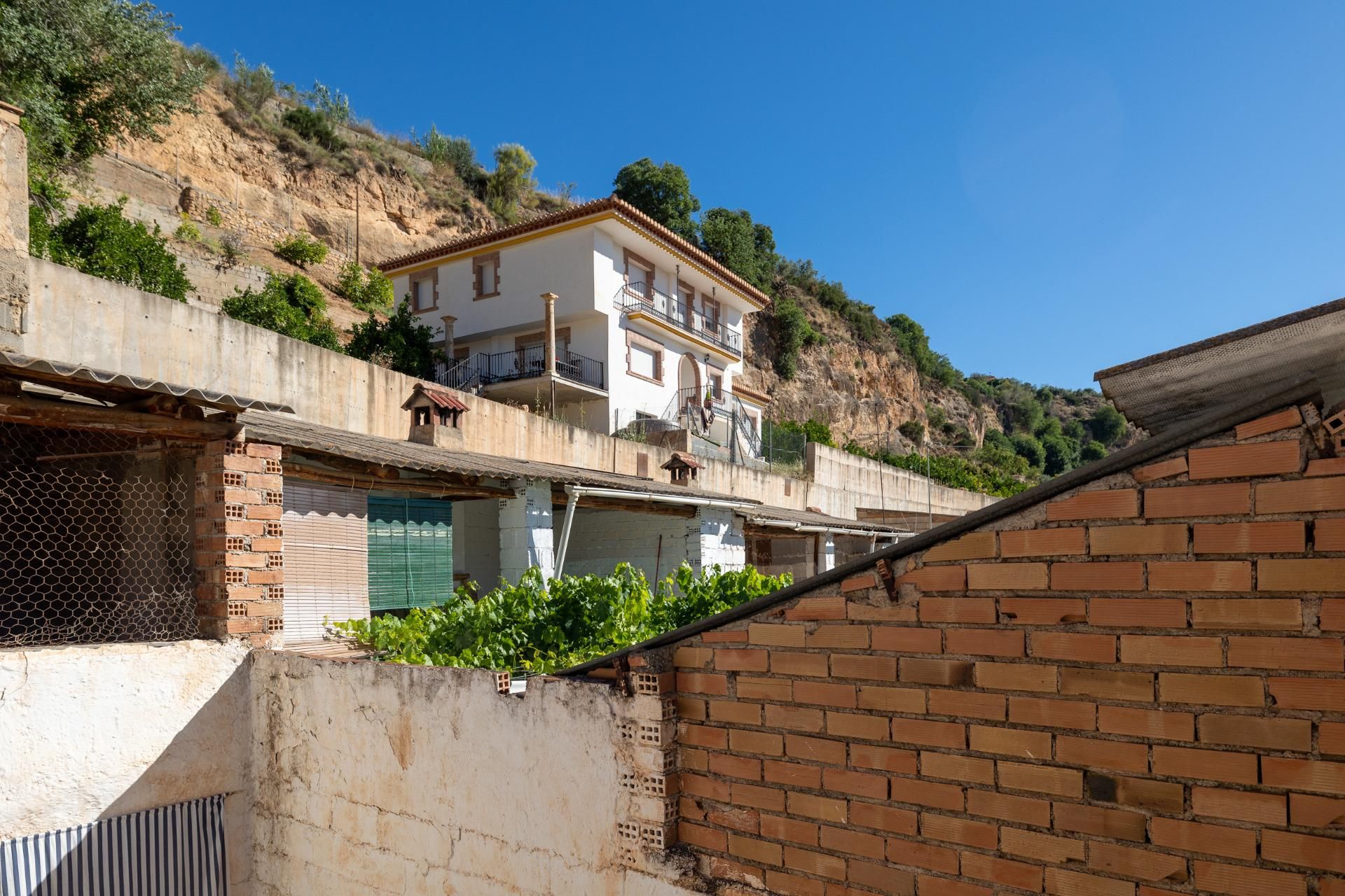 Exterior view of Single-family semi-detached for sale in Albuñuelas  with Terrace