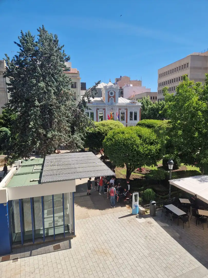 Bureau avec ascenseur à louer à Plaza Altozano 4, imagen 4