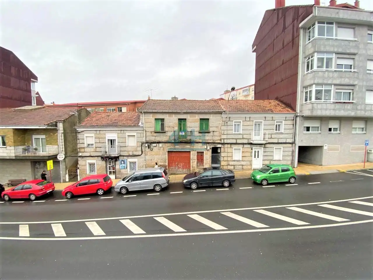 Außenansicht von Haus oder Chalet zum Verkauf in Ourense Capital  mit Heizung, Privatgarten und Abstellraum