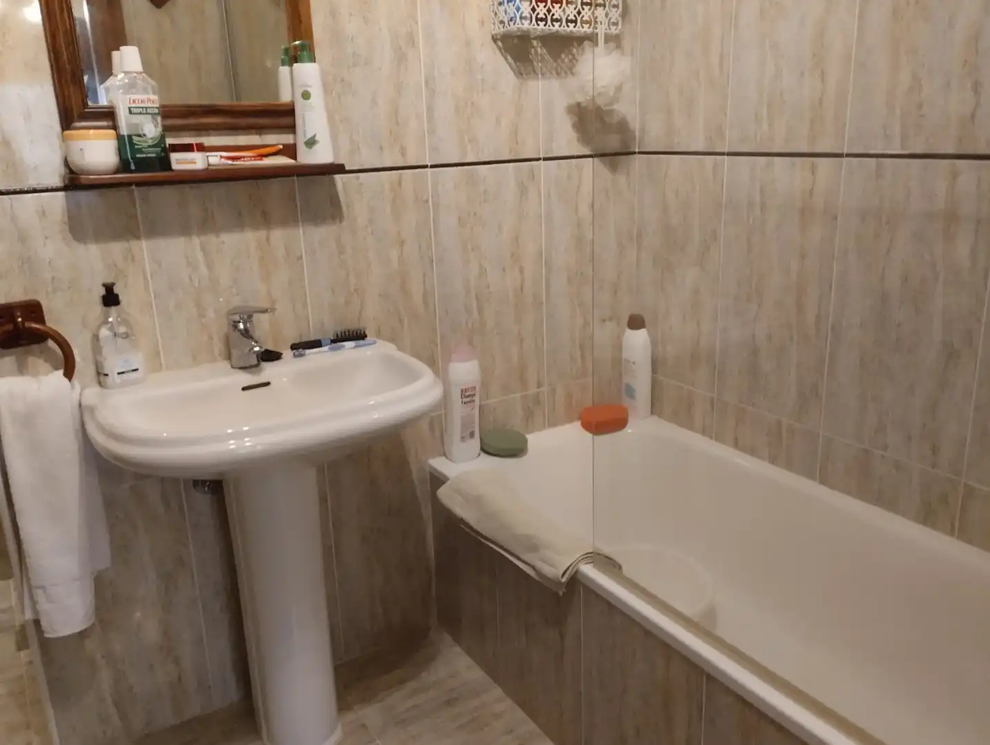 Baño de Piso en venta en Hazas de Cesto con Calefacción, Amueblado y Horno