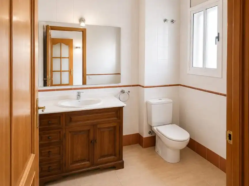 Baño de Casa o chalet en venta en Sant Pere de Ribes con Calefacción, Jardín privado y Terraza