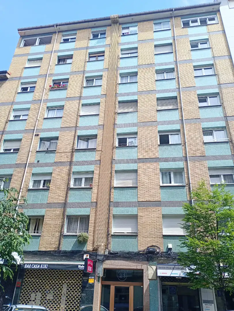 Exterior view of Flat for sale in Gijón   with Parquet flooring, Furnished and Oven