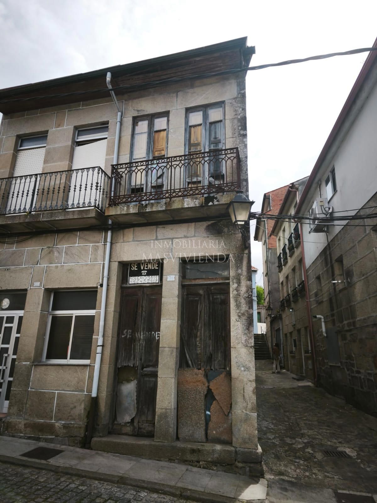 Vista exterior de Casa adosada en venda en Redondela