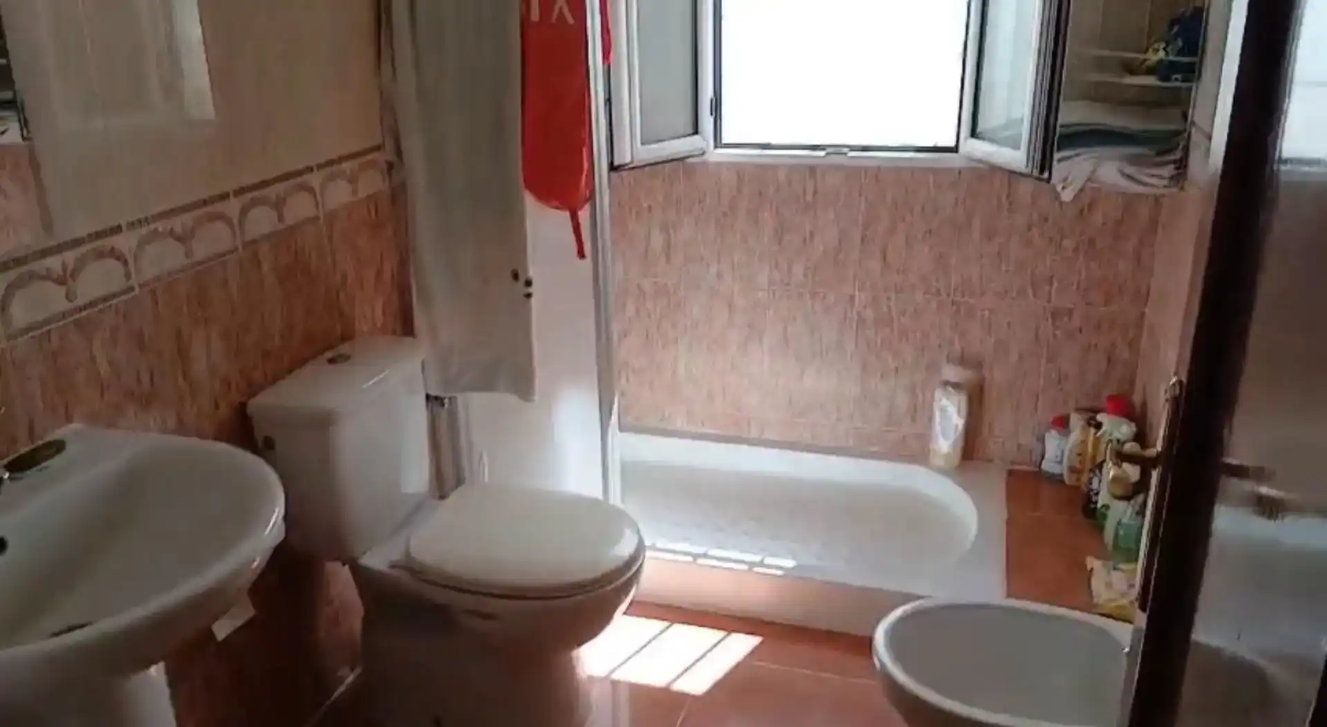 Baño de Planta baja en venta en Santa Elena con Aire acondicionado, Trastero y Amueblado