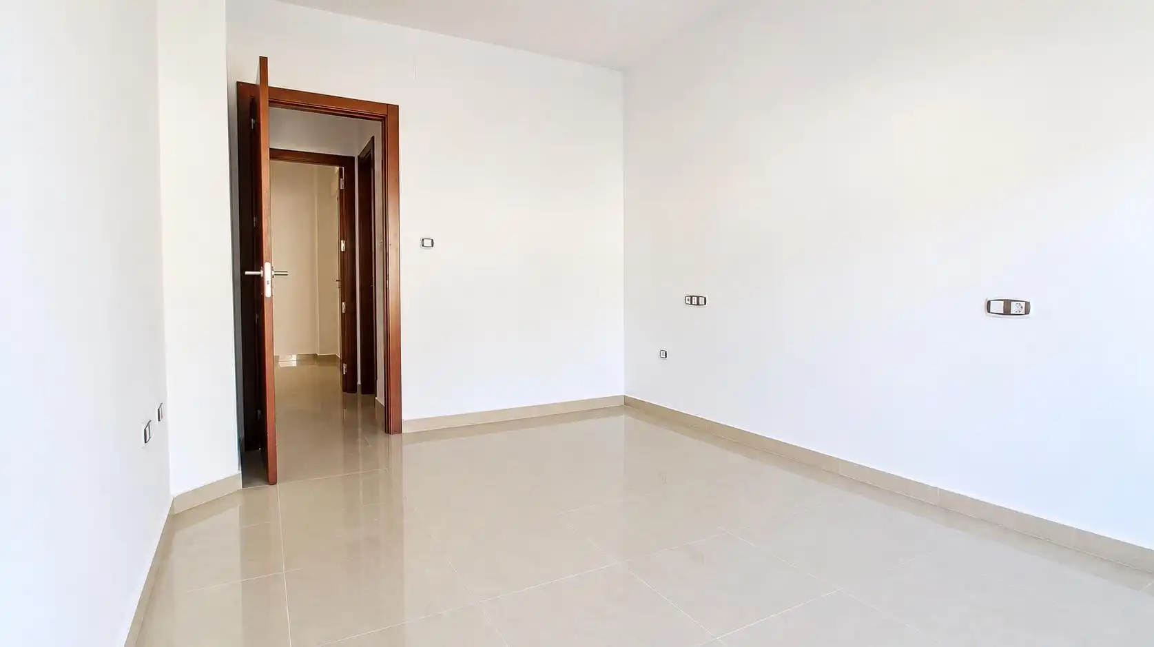 Flat for sale in Cármenes - Ríos
