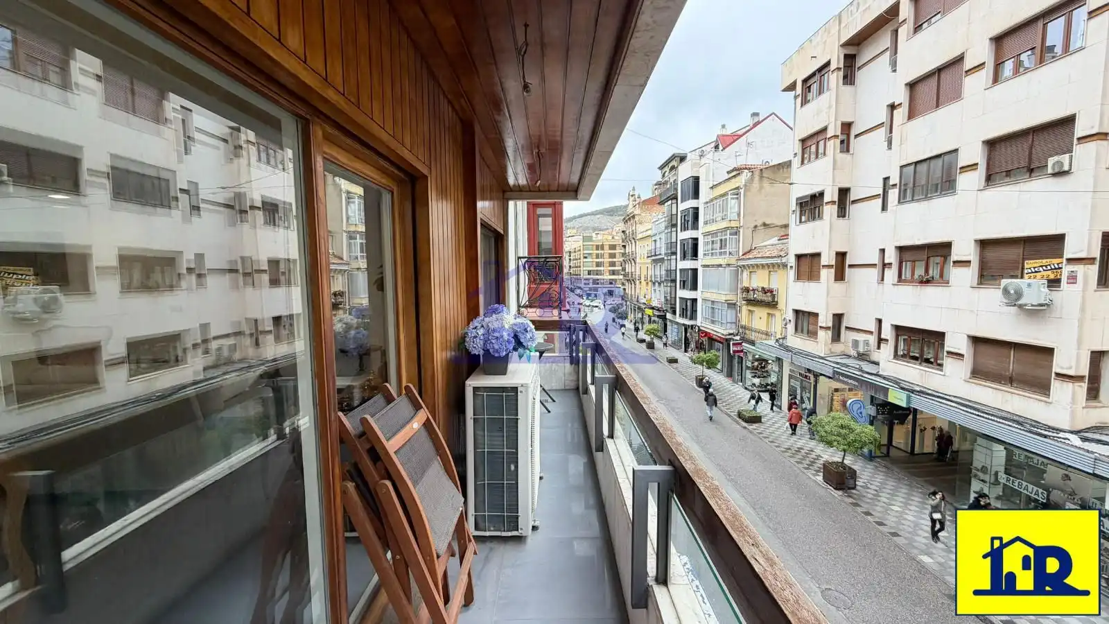 Balcony of Flat for sale in Cuenca  with Air Conditioner, Heating and Terrace