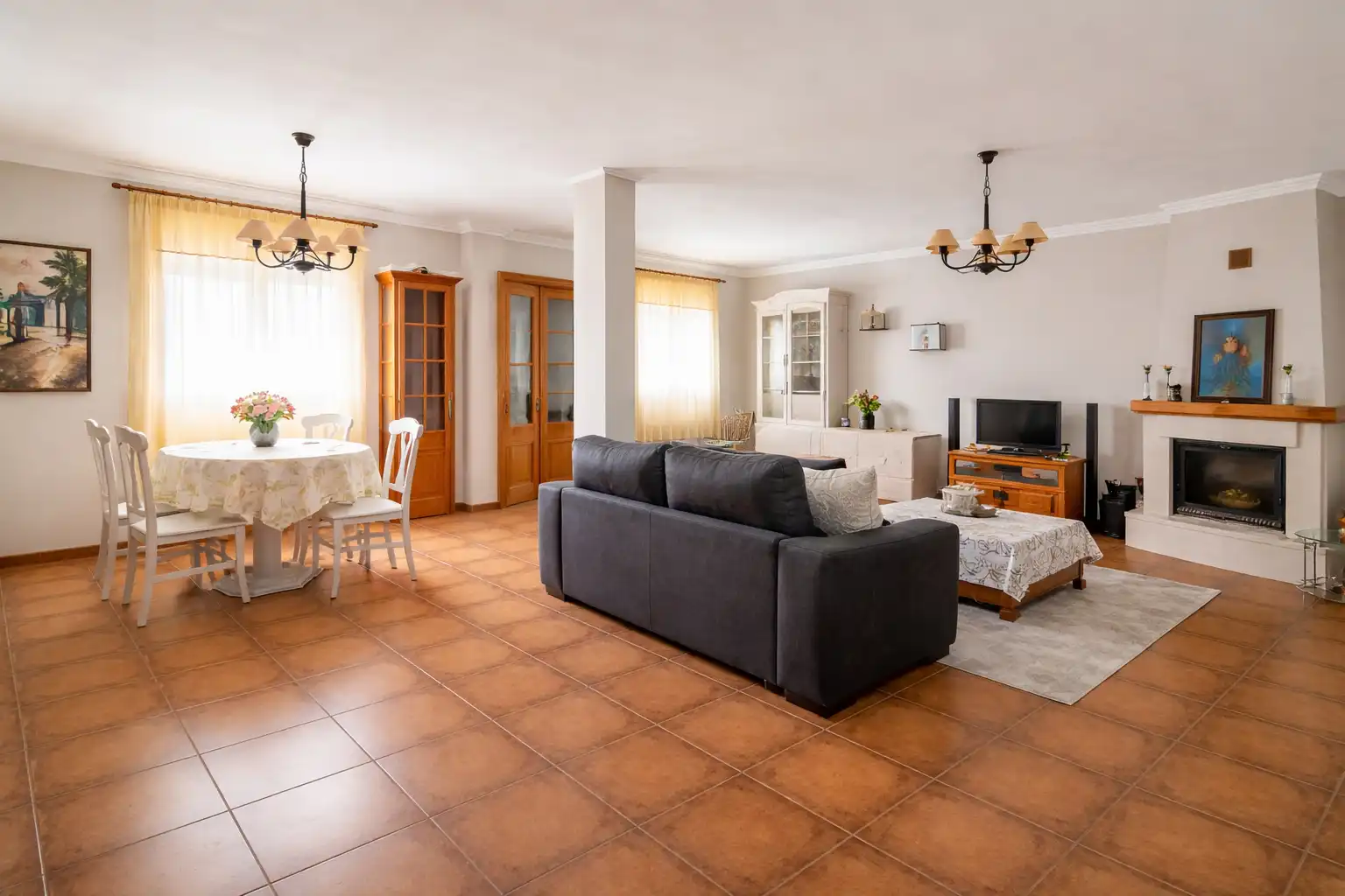 Casa aparellada amb terrassa en venda a Avenida Solidaridad, imagen 7