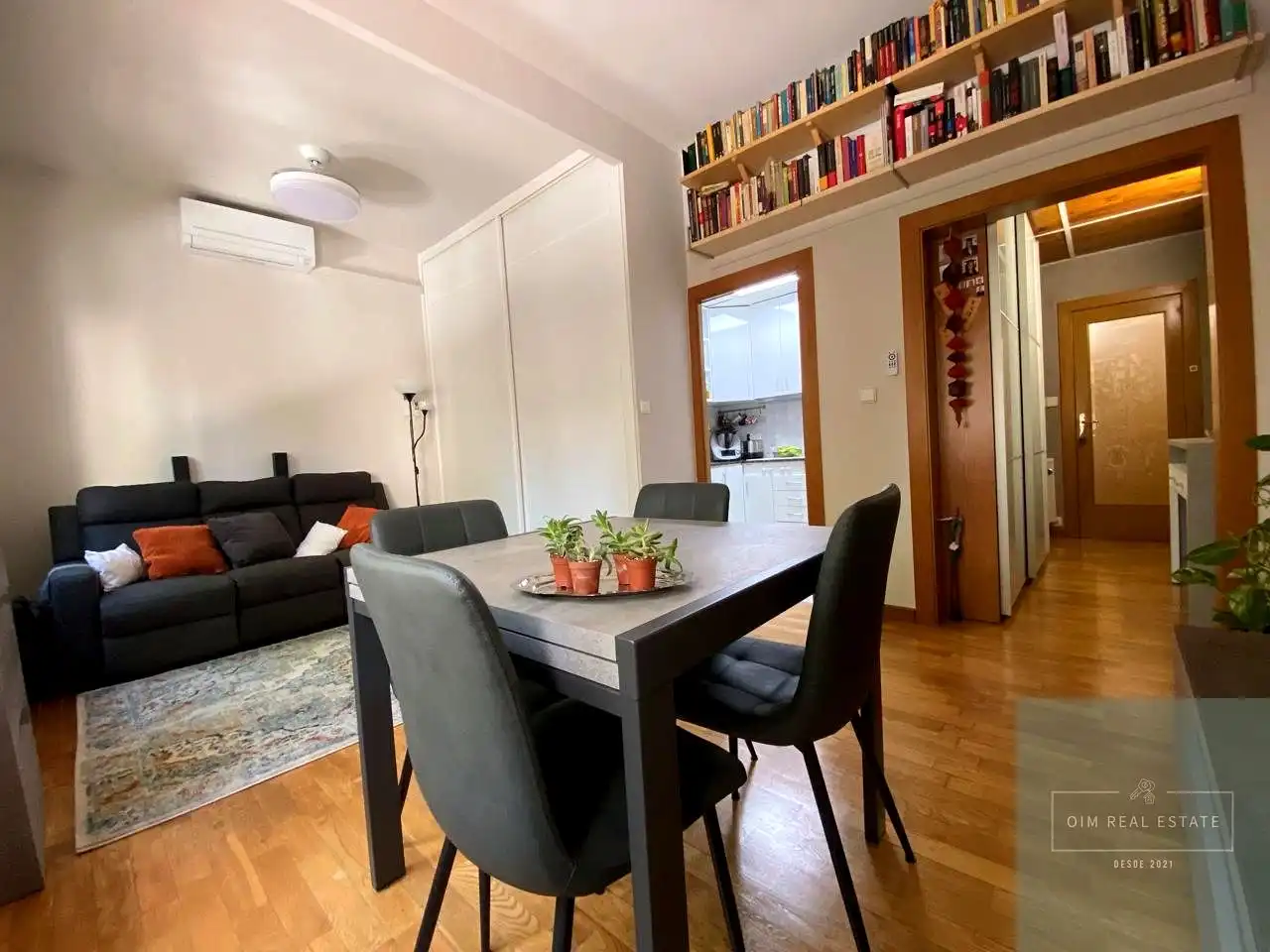 Comedor de Piso en venta en Barcelona