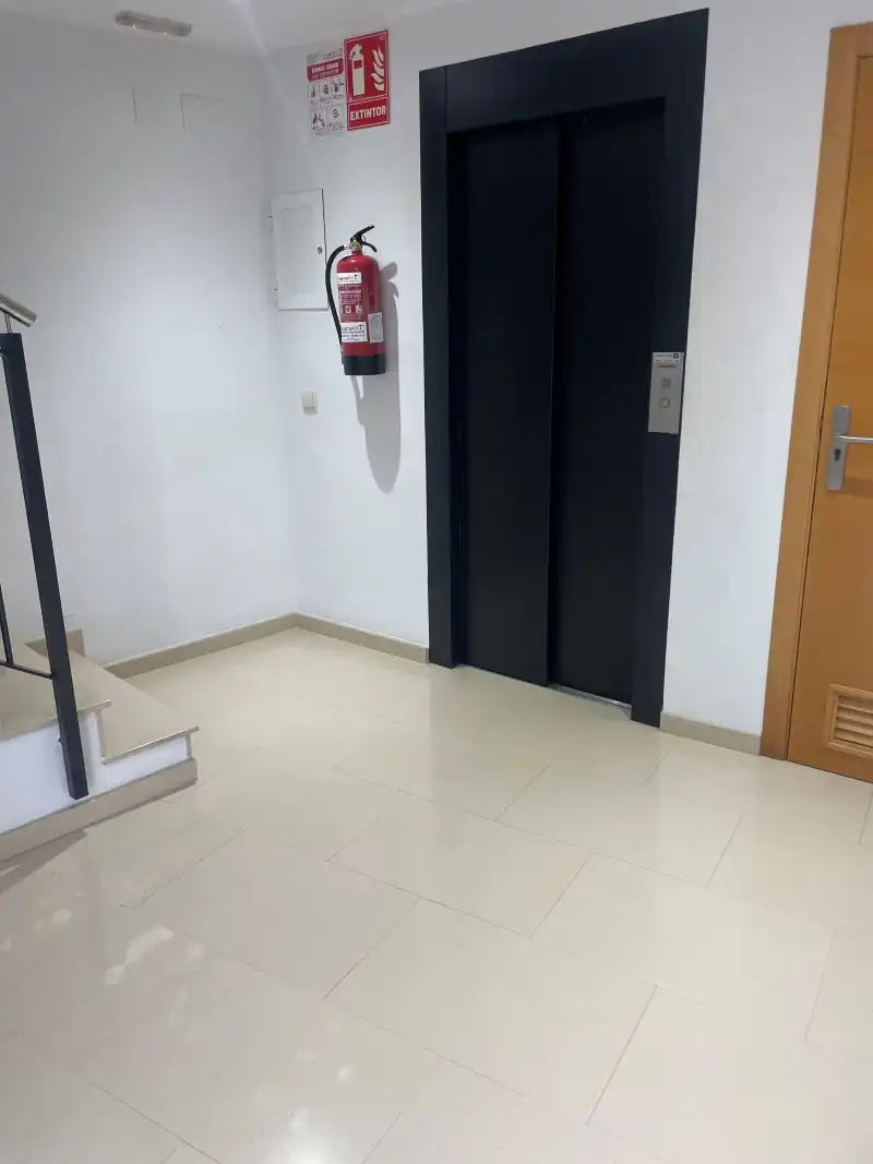 Maisonette zum Verkauf in Gandia mit Klimaanlage