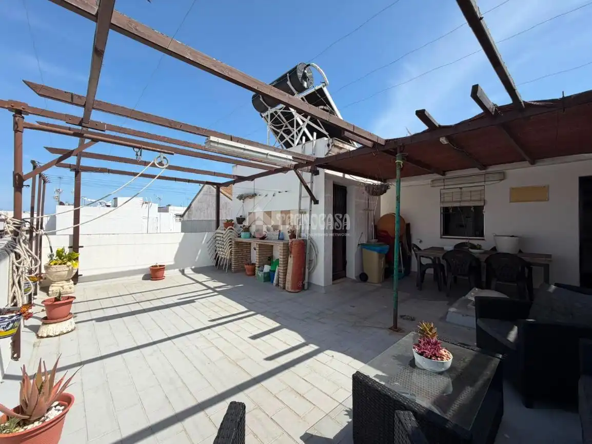 Casa adosada en venta en Isla Cristina Ciudad