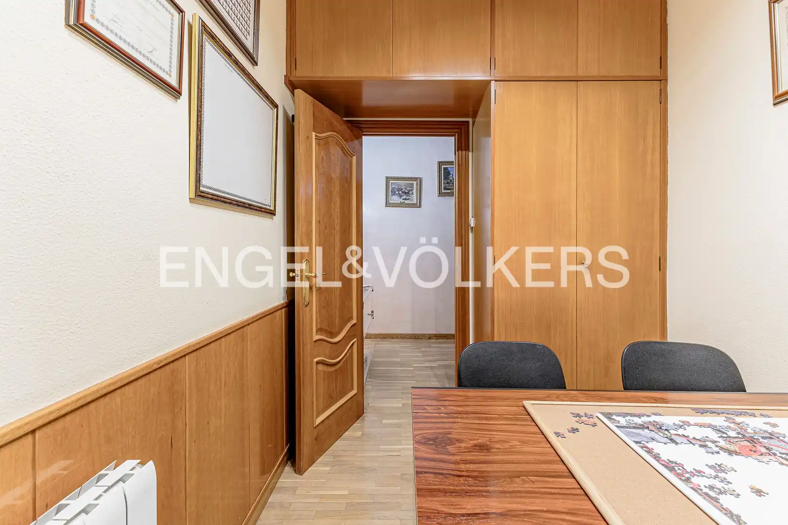 Flat for sale in Barcelona  with Air Conditioner, Heating and Furnished