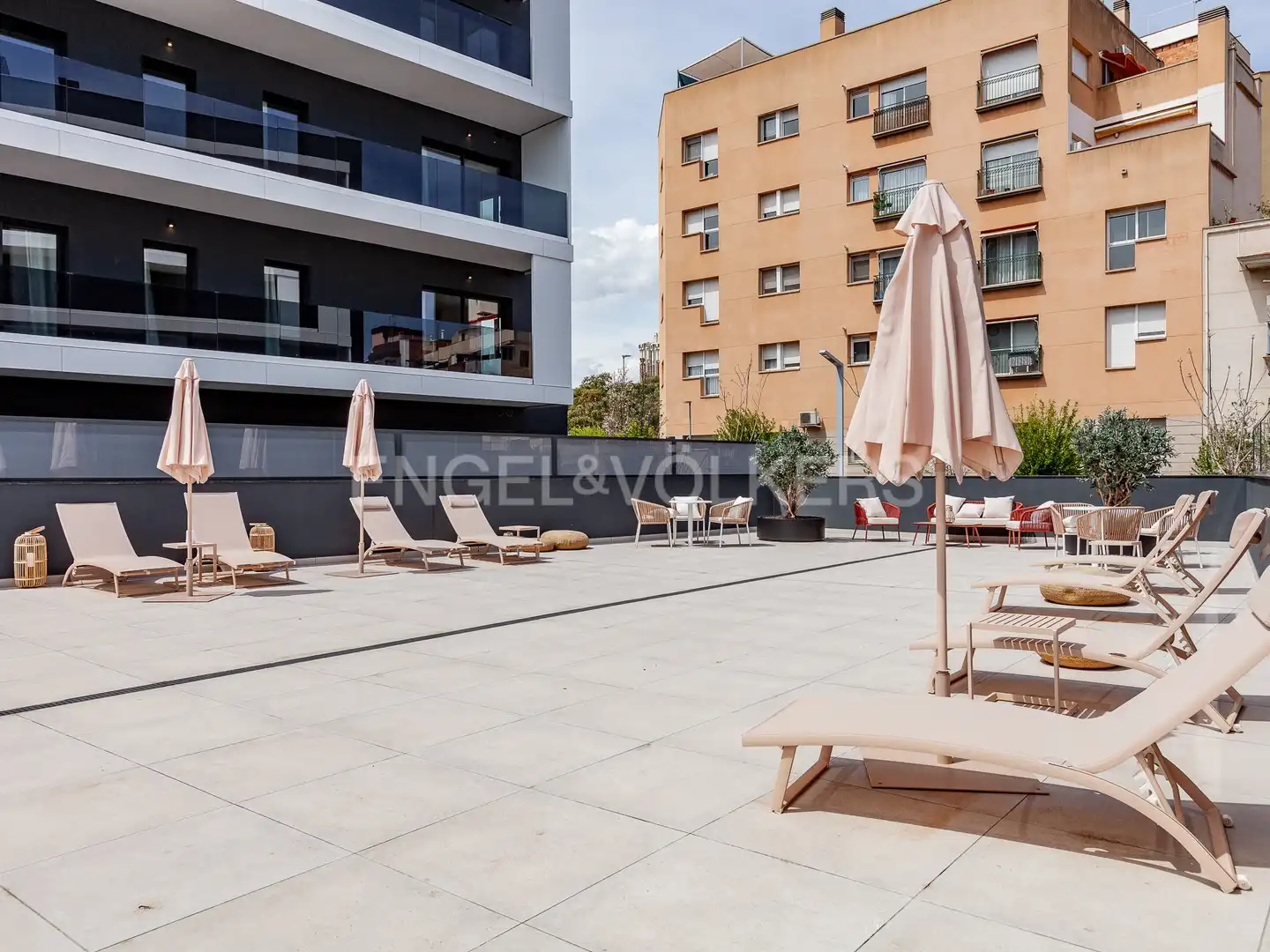 Terraza de Piso de alquiler en Esplugues de Llobregat con Aire acondicionado, Calefacción y Jardín privado