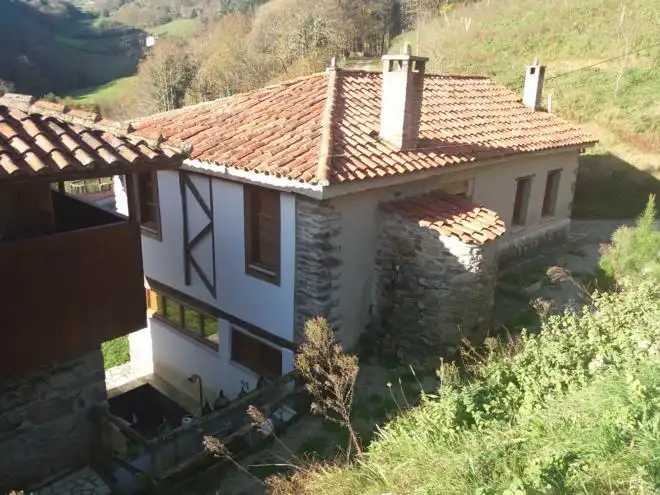 Vista exterior de Casa o xalet en venda en Cudillero amb Moblat
