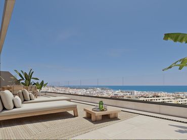 Àtic amb piscina en venda a Estepona Pueblo