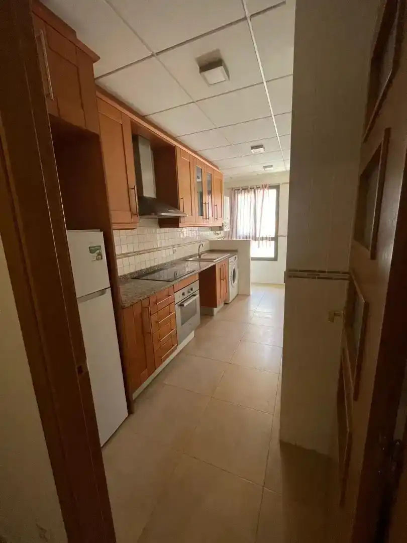 Cuina de Pis en venda en La Pobla de Vallbona amb Aire condicionat