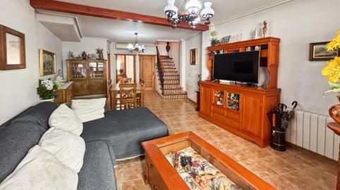 Foto 2 de Casa o xalet en venda a Calle Perfecto Rico Mira, 16, El Pinós / Pinoso, Alicante