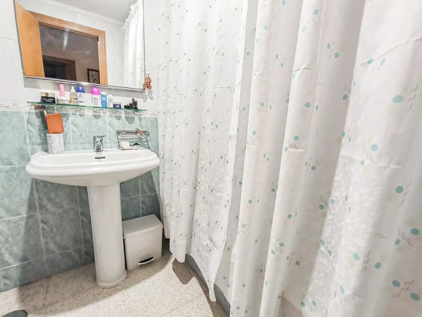 Bany de Apartament en venda en Benidorm amb Calefacció, Moblat i Piscina comunitària