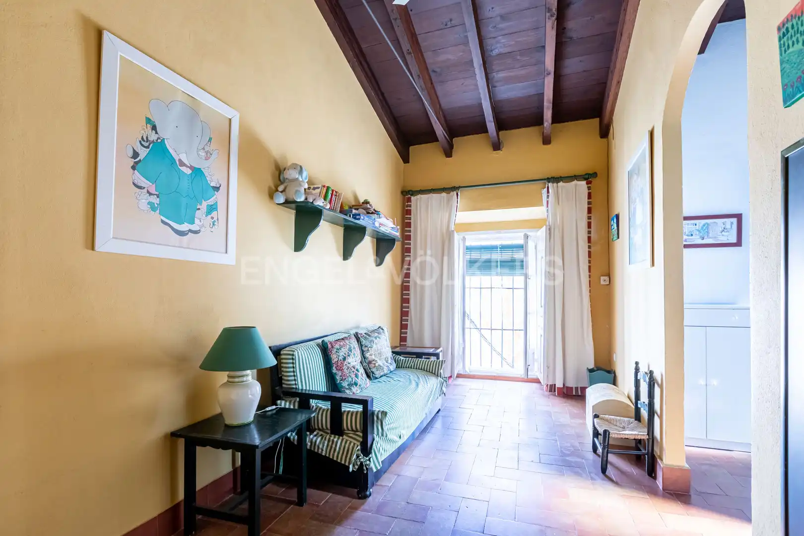 Sala de estar de Casa o chalet en venta en Umbrete con Calefacción, Jardín privado y Piscina