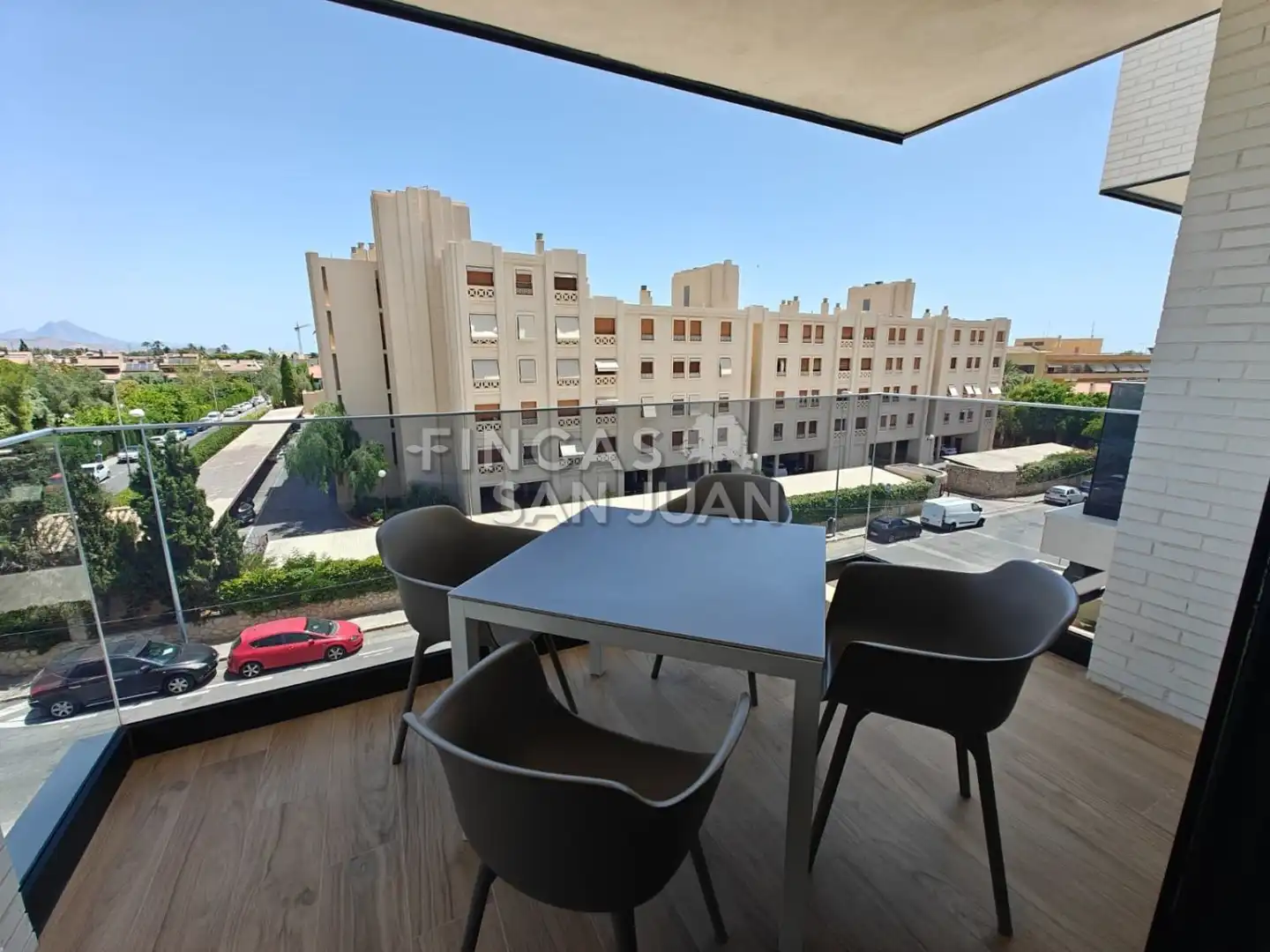 Terraza de Piso de alquiler en Sant Joan d'Alacant con Terraza, Trastero y Piscina comunitaria