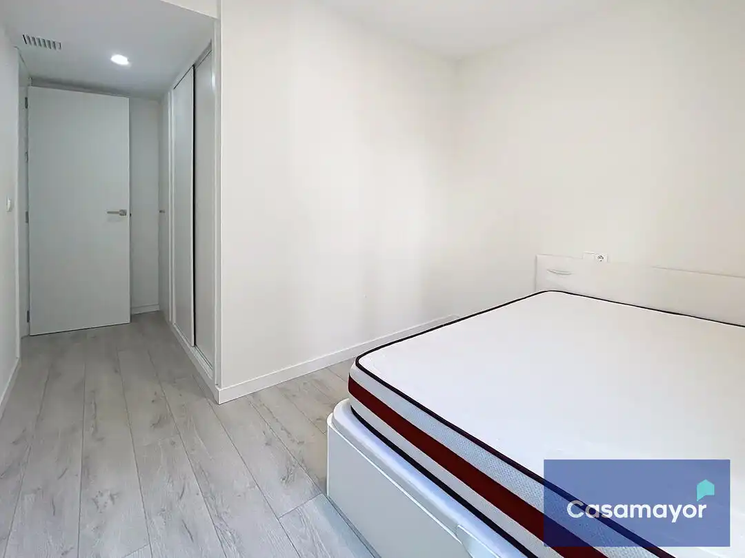 Habitación de Piso de alquiler en Alicante / Alacant con Aire acondicionado, Calefacción y Trastero