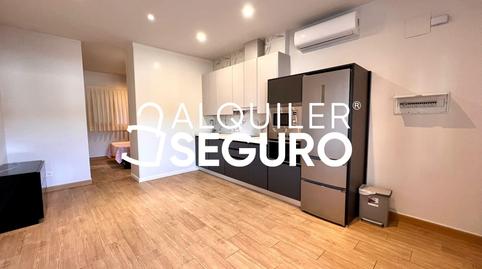 Foto 3 de Piso de alquiler en De Torquemada, Pinar del Rey,  Madrid Capital