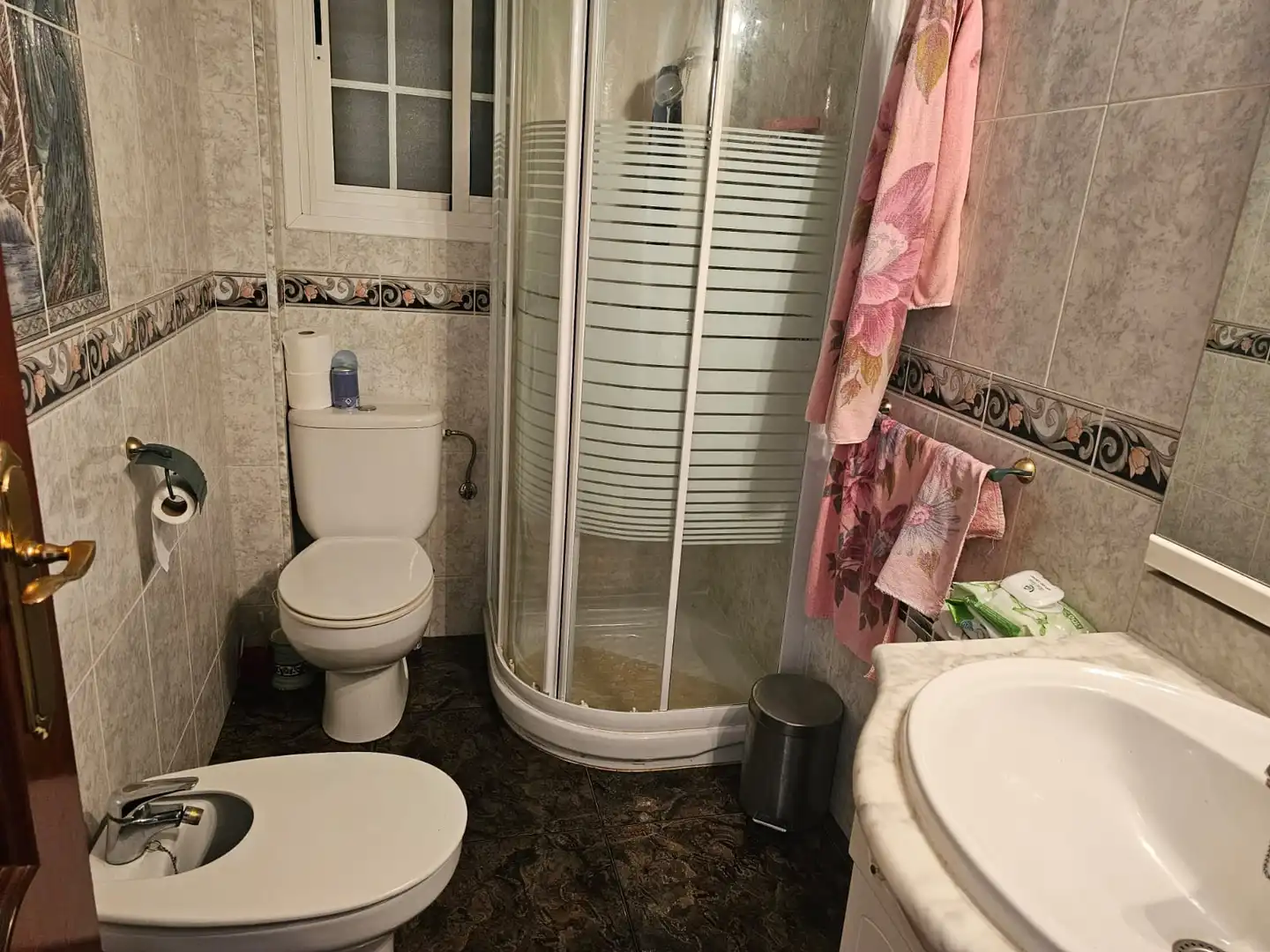 Bany de Casa o xalet en venda en Girona amb Calefacció, Jardí privat i Terrassa