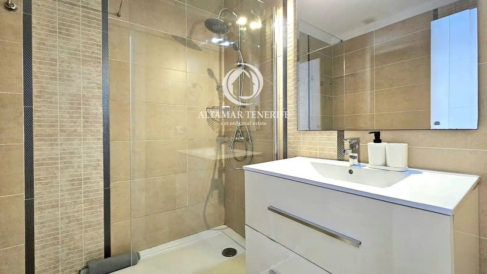 Appartement compact avec piscine à vendre à Helsinki, imagen 22