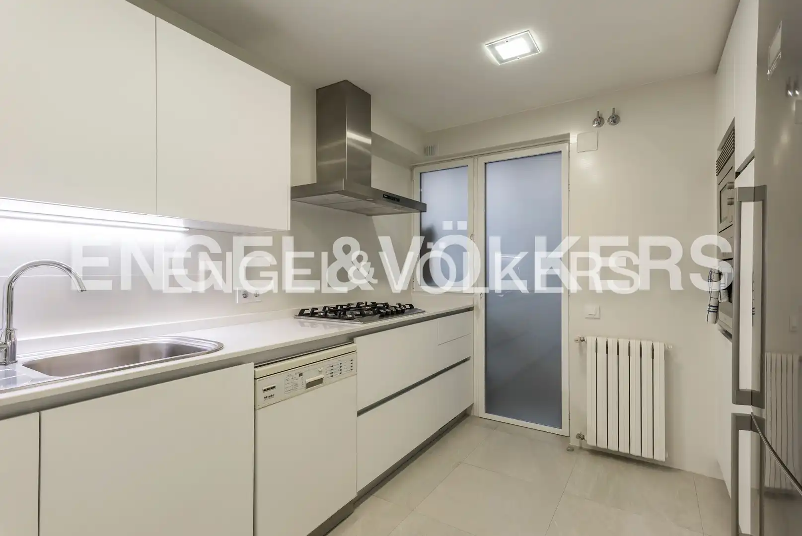 Cocina de Piso de alquiler en Madrid con Aire acondicionado, Calefacción y Parquet