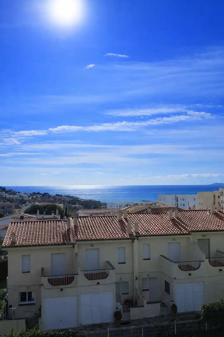 Exterior view of Apartments for sale in Roses  with Heating, Terrace and Furnished