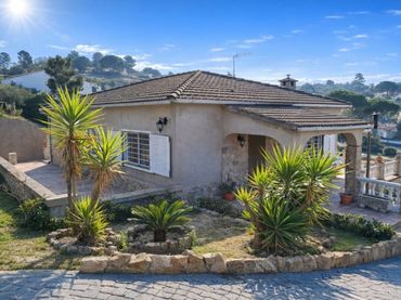 Villa mit Garten zum Verkauf in Carrer de St. Miquel
