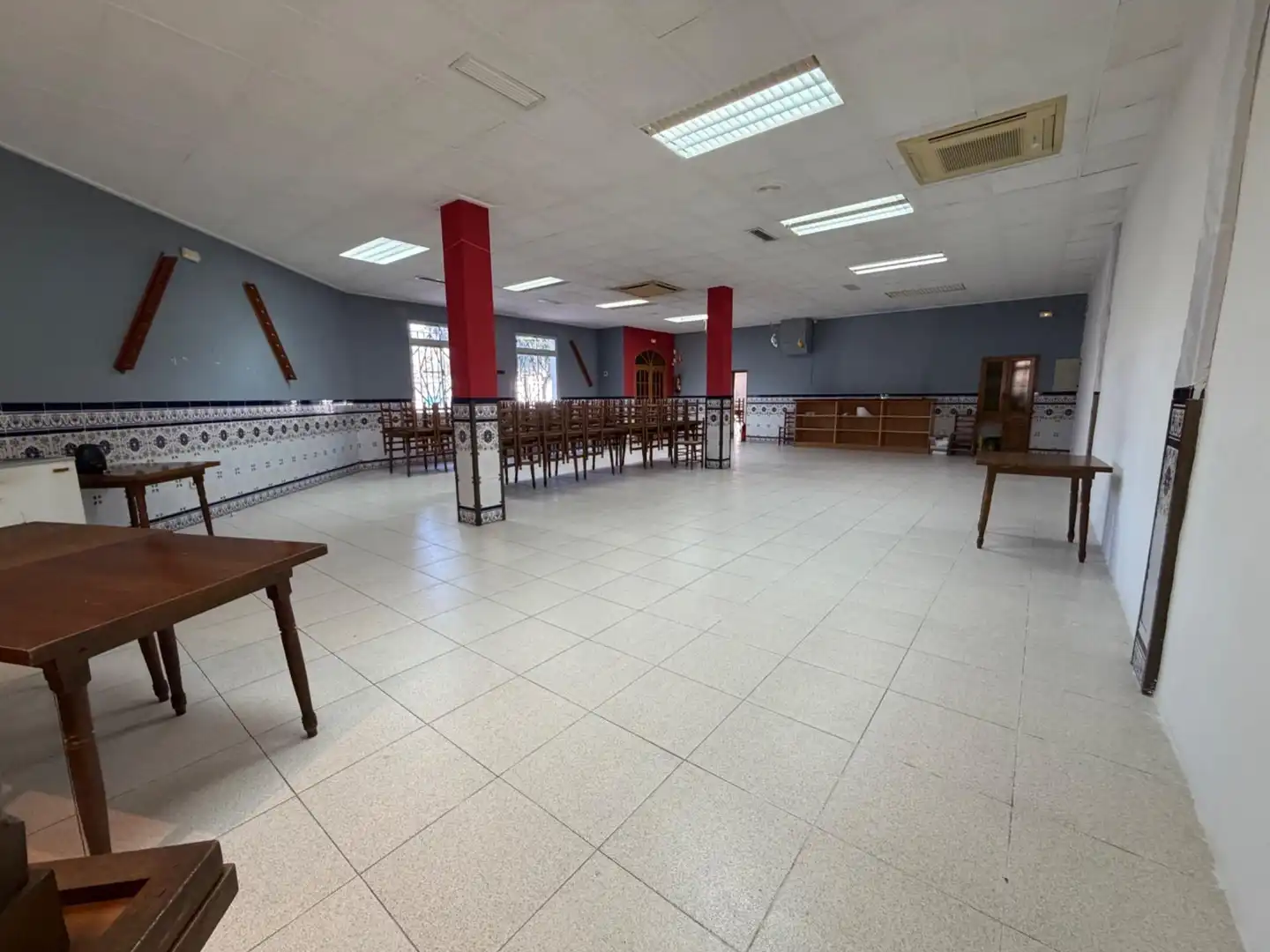 Edifici en venda en Domeño
