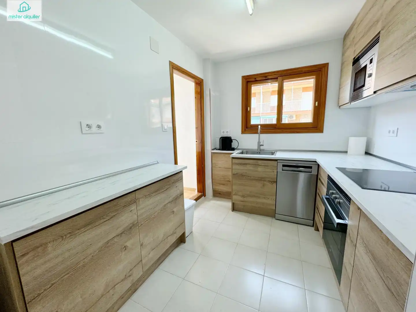 Apartamento con piscina en alquiler en Calle RUPERTO CHAPI 4, imagen 21