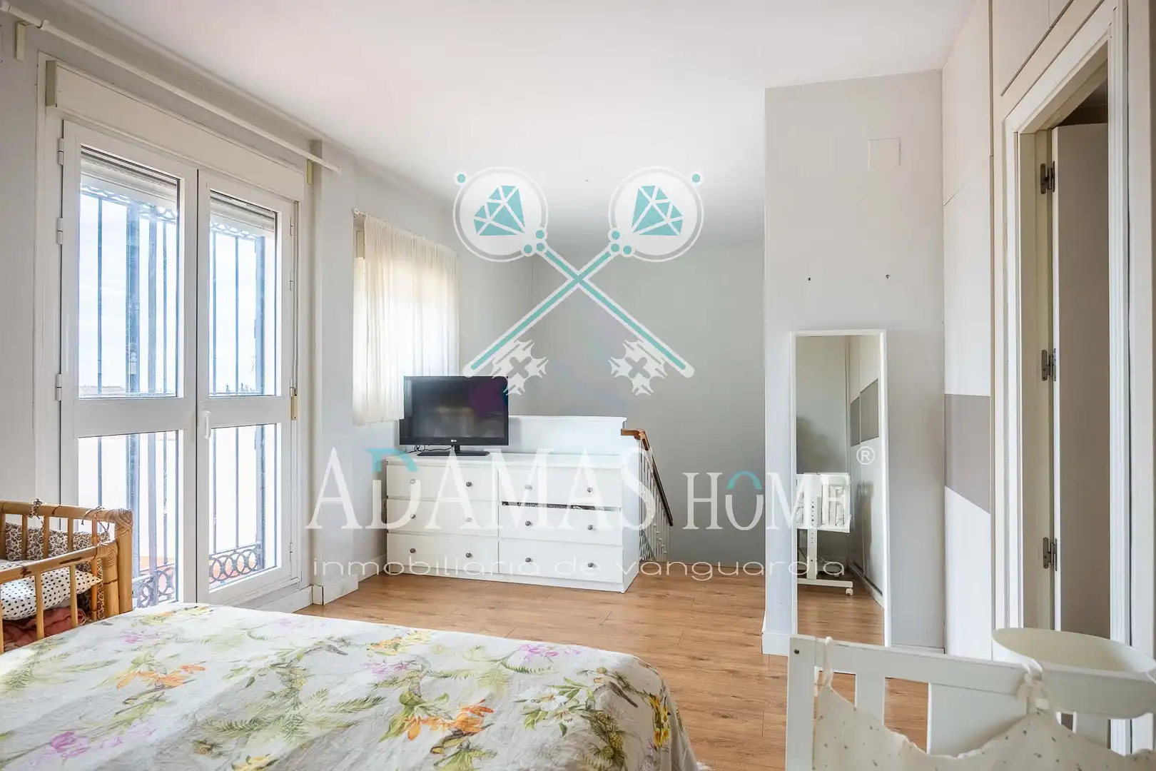 Habitación de Casa o chalet en venta en Valencina de la Concepción con Aire acondicionado, Calefacción y Jardín privado