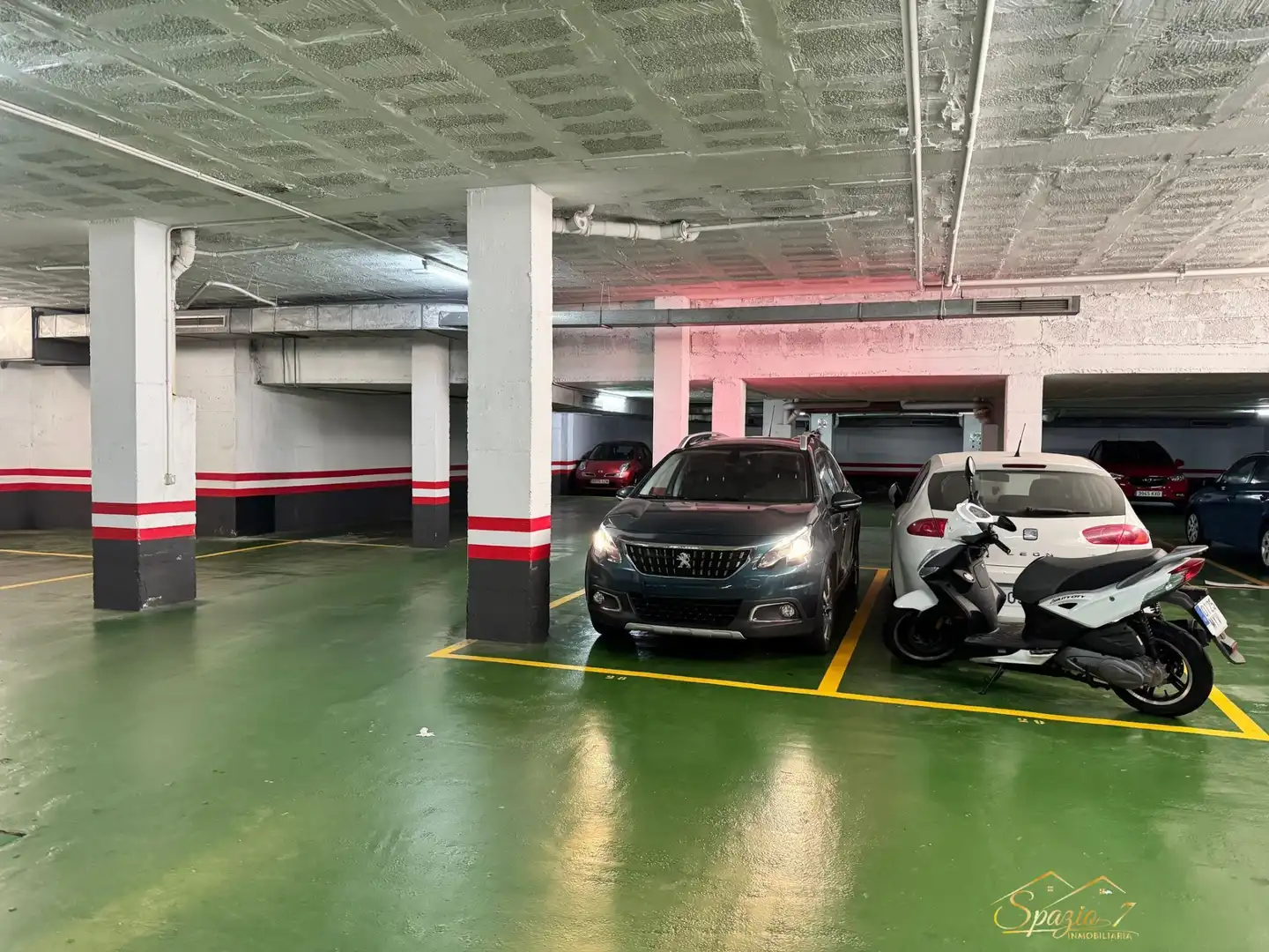 Parking de Piso de alquiler en Agaete con Amueblado, Horno y Lavadora