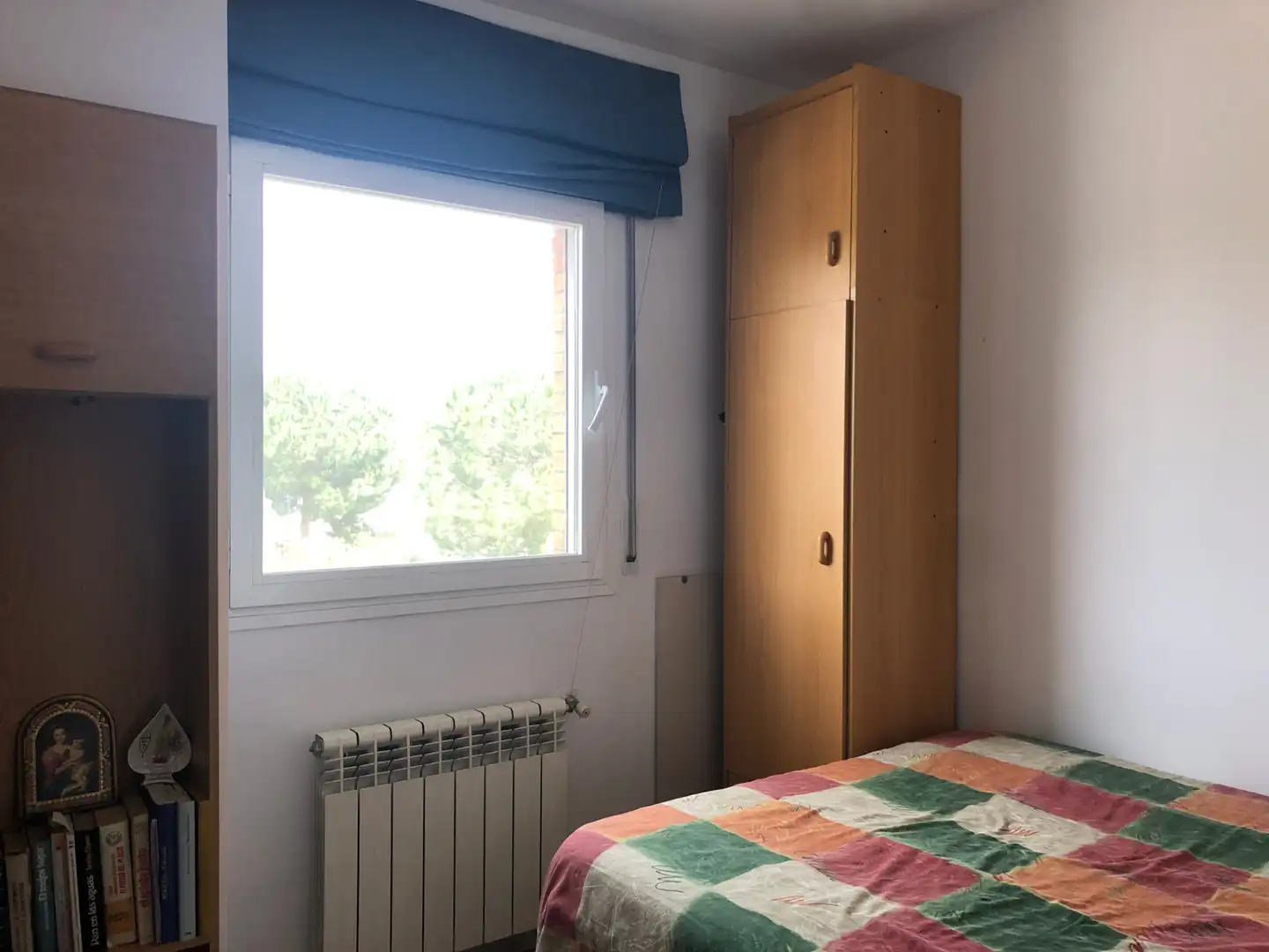 Dormitori de Pis en venda en Figueres amb Aire condicionat, Calefacció i Moblat