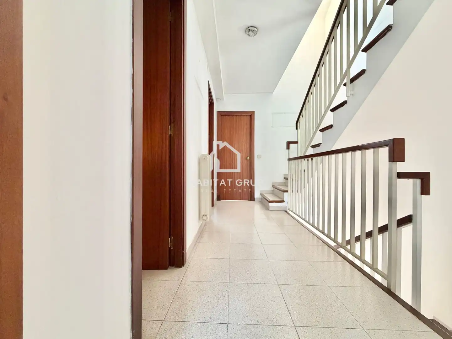 Casa adosada en venta en Girona con Calefacción, Jardín privado y Terraza