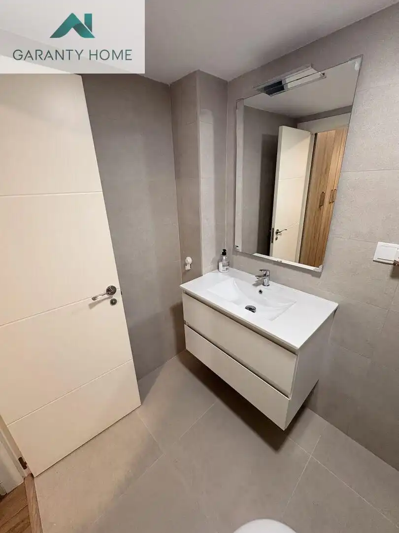 Bany de Casa o xalet de lloguer en Málaga amb Aire condicionat, Terrassa i Moblat