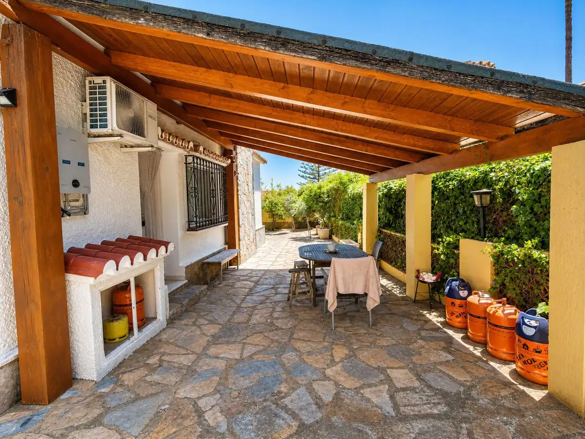 Casa con jardín en venta en La Duquesa, imagen 4