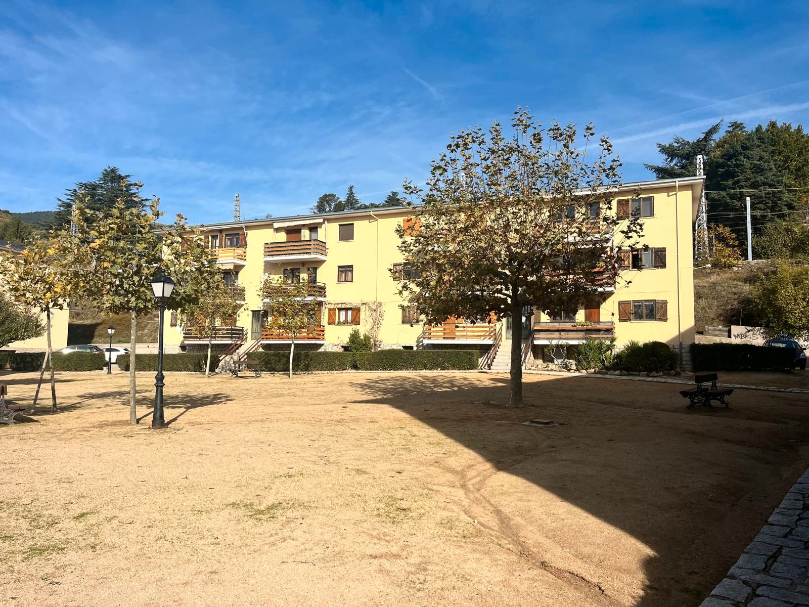 Exterior view of Flat for sale in Cercedilla  with Heating, Terrace and Furnished