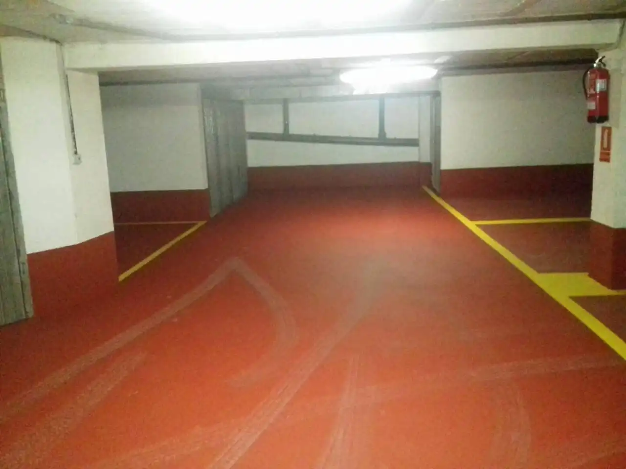 Parkplatz von Gebäude zur Miete in Cambados