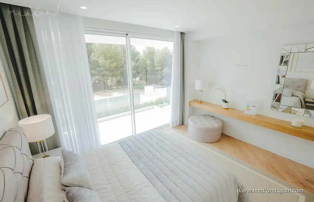 Detached house with pool for sale in Golf Bahía, imagen 14