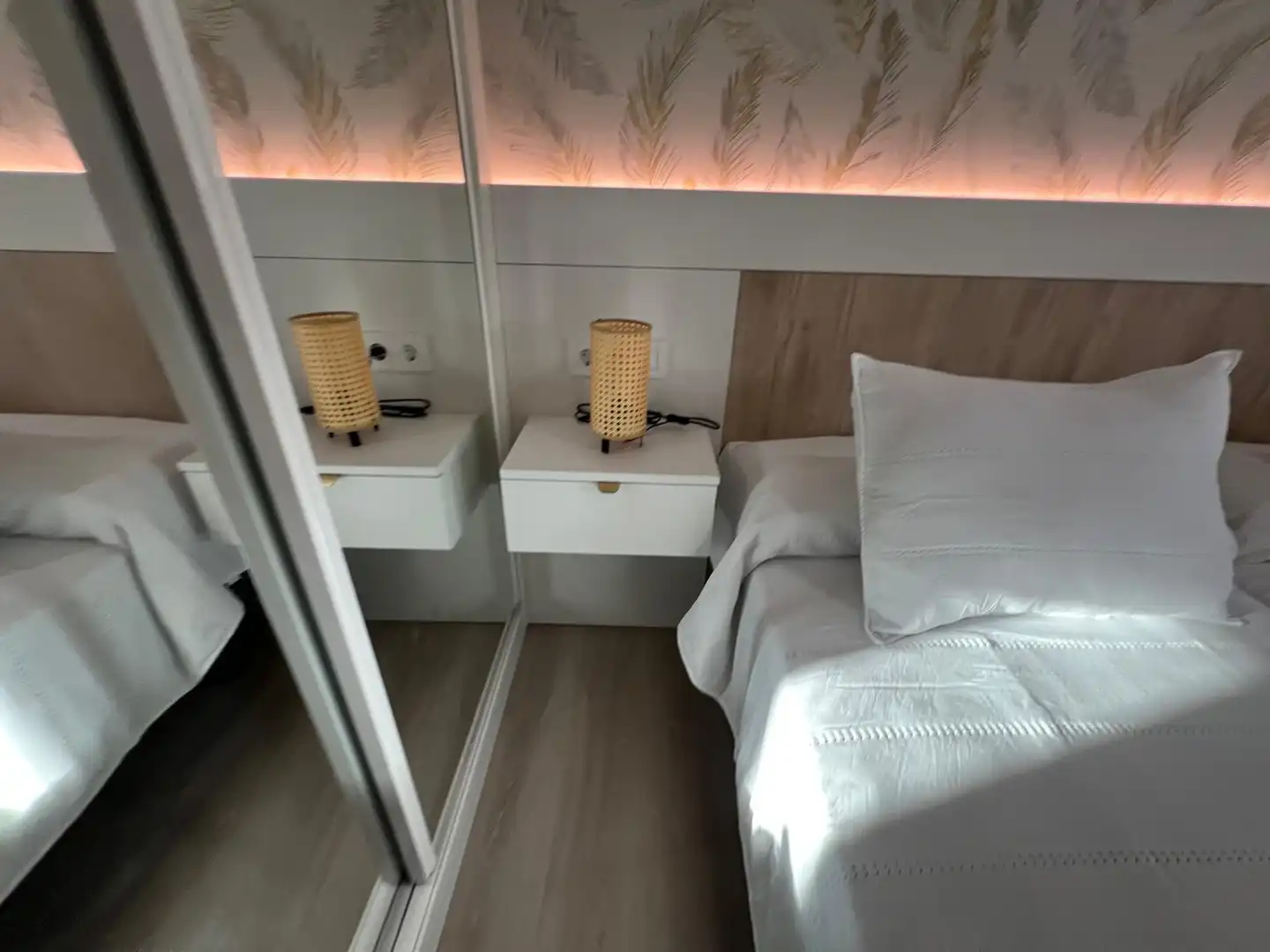 Habitación de Apartamento en venta en Parque de la Paloma