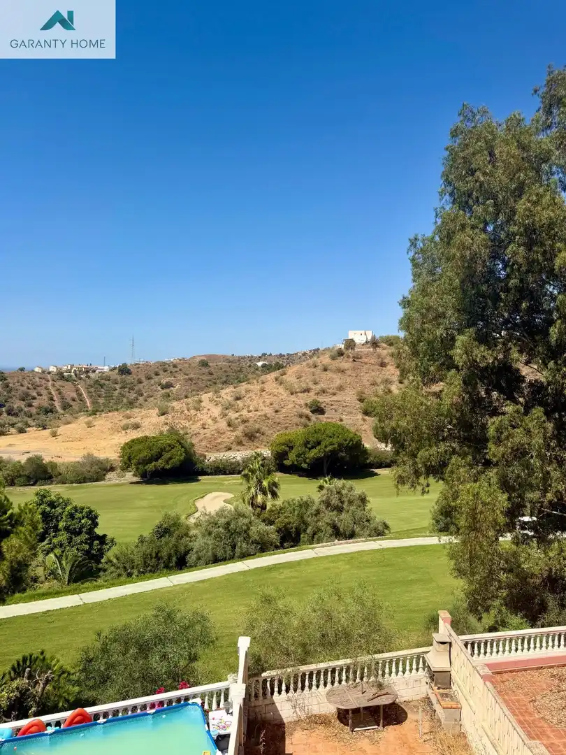 Vista exterior de Casa adosada de lloguer en Rincón de la Victoria amb Aire condicionat, Jardí privat i Terrassa