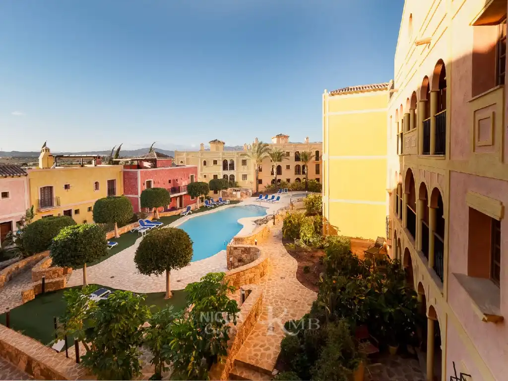 Apartamento con piscina en venta en Conjunto Campo De Golf, imagen 16