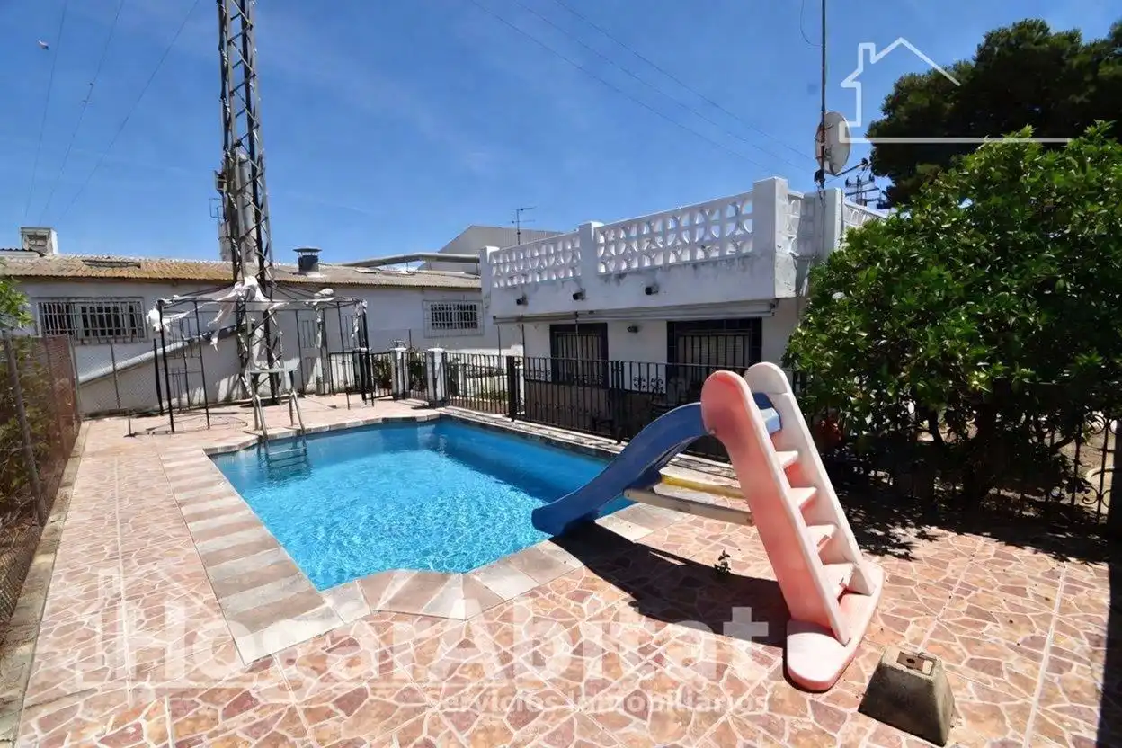 Vista exterior de Casa o chalet en venta en Sueca con Aire acondicionado, Jardín privado y Terraza